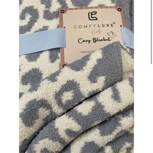 Cozy Blanket - Blue and White for child